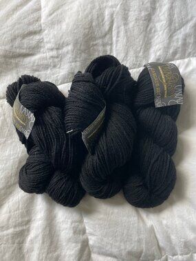 Cascade Yarns Cascade 220 Wool Worsted Weight Yarn 3 Skeins